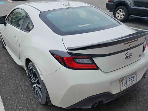 Used 2024 Toyota GR86 image 4