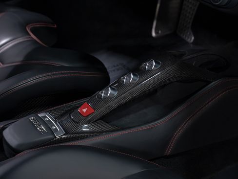 Used 2016 Ferrari 488 GTB RWD image 71
