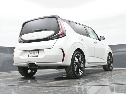 Used 2025 Kia Soul GT-Line w/ GT-Line Technology Package image 32