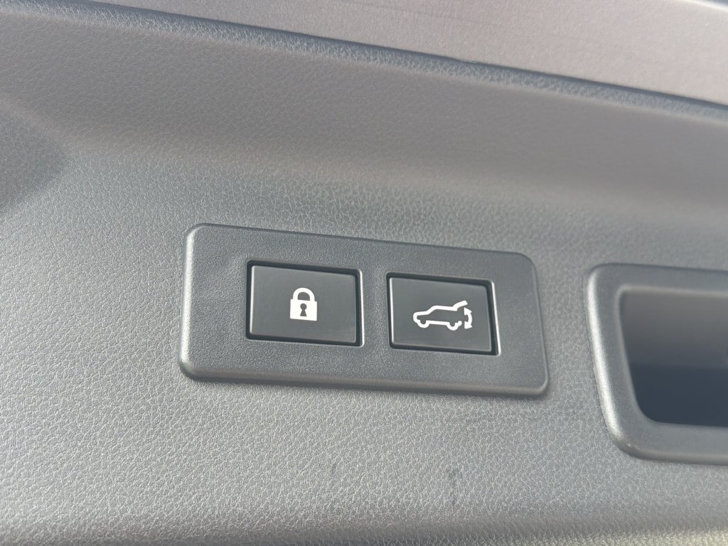 Certified 2025 Subaru Forester Premium AWD/4WD image 14