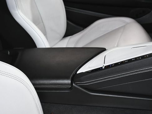 Used 2021 Chevrolet Corvette Stingray Preferred Cpe w/ 2LT image 59