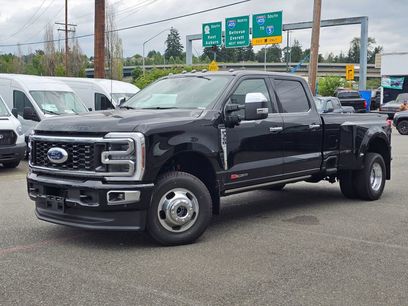 New 2026 Ford F350 Platinum w/ Platinum Plus Package