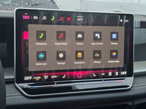 New 2026 Volkswagen Tiguan SE R-Line image 26