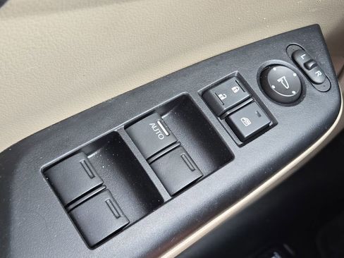 Used 2015 Honda Civic LX image 30