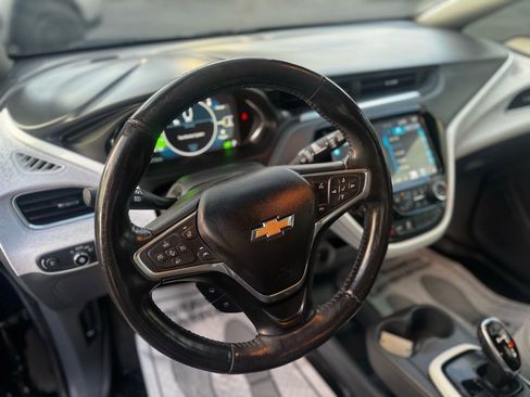 Used 2019 Chevrolet Bolt LT image 17