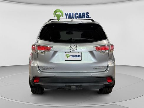 Used 2016 Toyota Highlander Limited AWD/4WD image 4