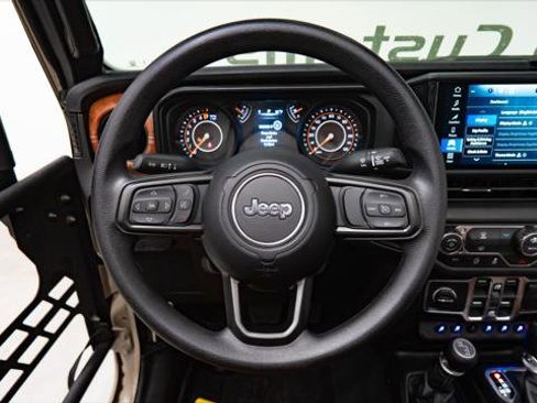 Used 2026 Jeep Gladiator Sport AWD/4WD image 47