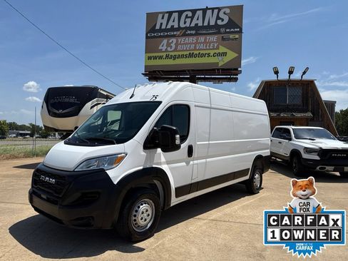 Used 2023 RAM ProMaster 2500 FWD image 1