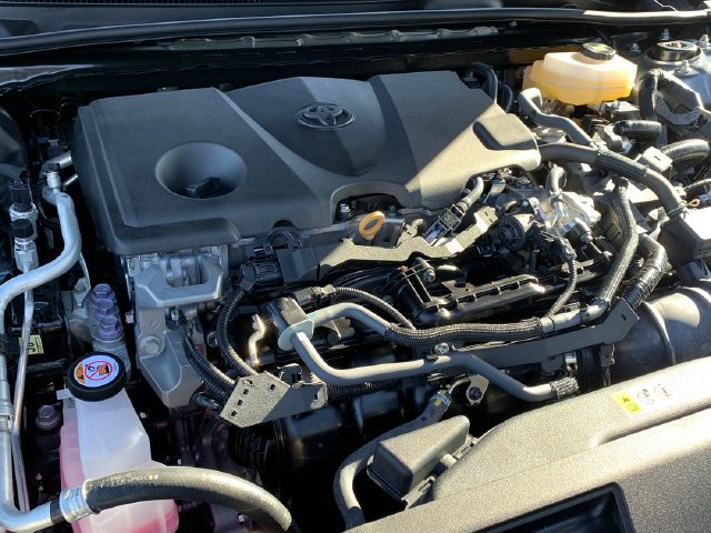 Used 2026 Toyota Camry SE FWD image 16