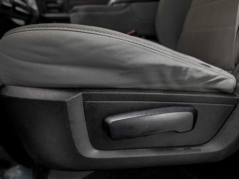 Used 2013 RAM 1500 Express image 29