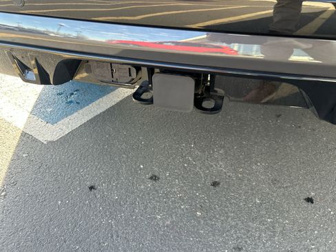 New 2026 BMW X5 M60i image 12