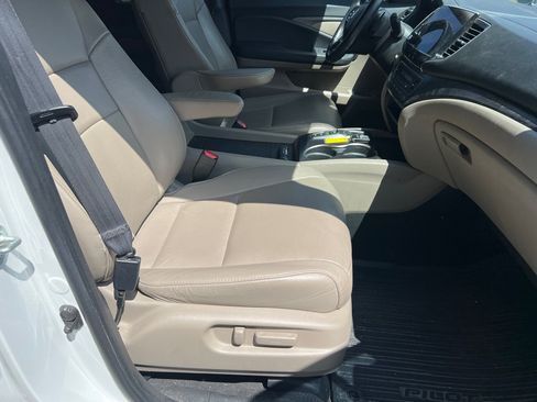 Used 2021 Honda Pilot EX-L image 17