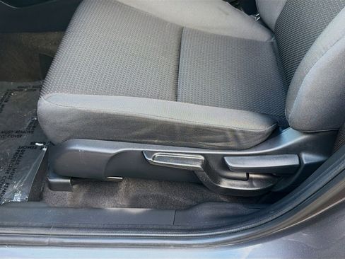 Used 2022 Honda HR-V LX image 15