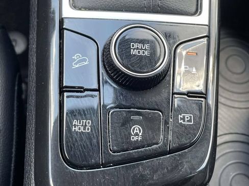 Certified 2023 Kia Sportage EX FWD image 30