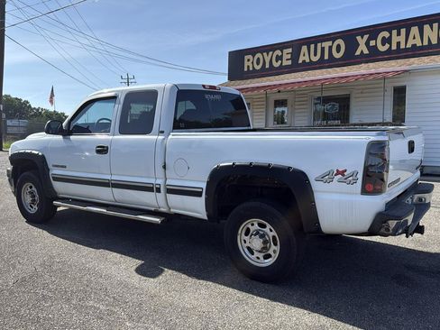 Used 2001 Chevrolet Silverado 2500 LT AWD/4WD image 4