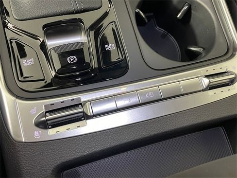 New 2026 Kia Carnival SX image 10