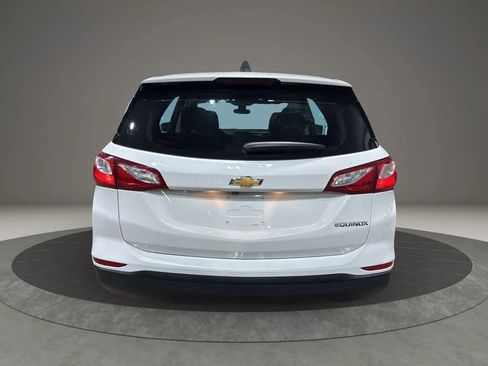 Used 2020 Chevrolet Equinox LS FWD image 6
