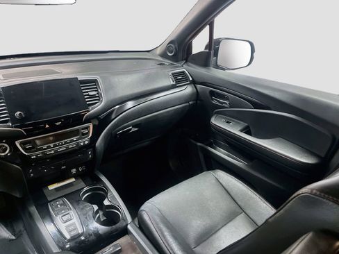 Used 2022 Honda Pilot Black Edition image 25