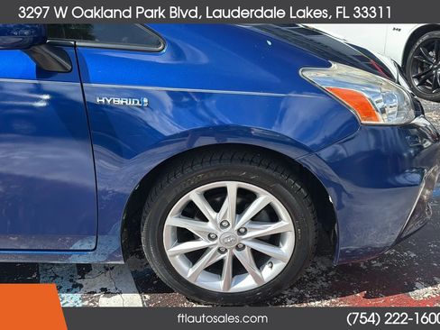 Used 2014 Toyota Prius V Five FWD image 12