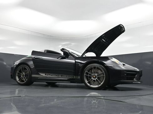 Used 2023 Porsche 911 50th Anniversary Edition AWD/4WD image 34