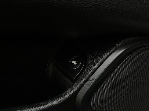 Used 2015 Maserati Ghibli image 33