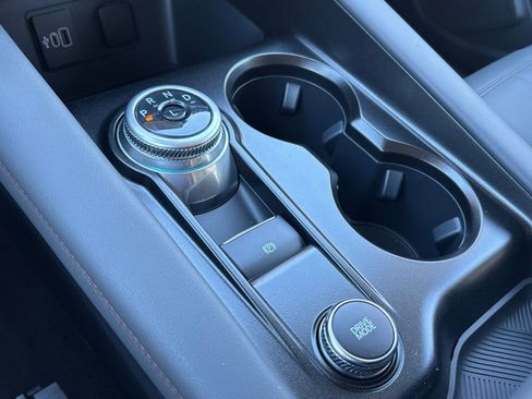 New 2026 Ford Explorer Active w/ Active Comfort Package RWD image 24