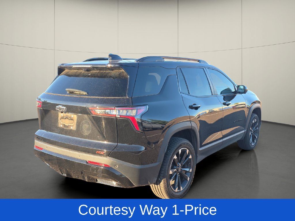 Used 2025 Chevrolet Equinox RS w/ Safety and Technology Package FWD image 6
