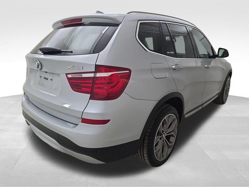 Used 2015 BMW X3 xDrive28i AWD/4WD image 10