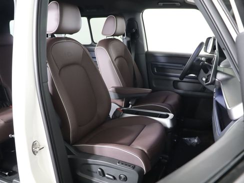 New 2025 Volkswagen ID. Buzz Pro S image 48