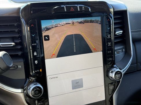 Used 2024 RAM 2500 Laramie image 22