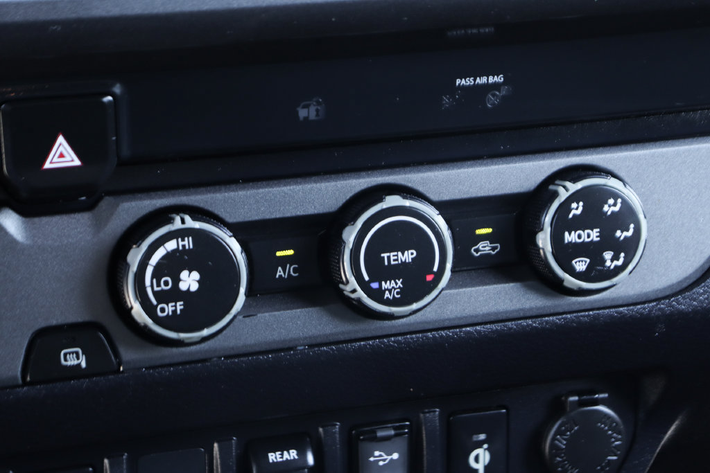 Used 2019 Toyota Tacoma TRD Sport RWD image 28