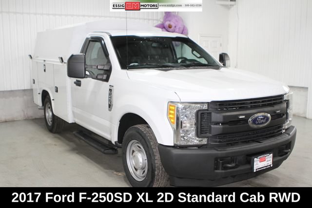 Used 2017 Ford F250 XL RWD image 1
