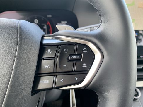 Used 2026 Lexus GX 550 w/ Cold Area Package AWD/4WD image 19