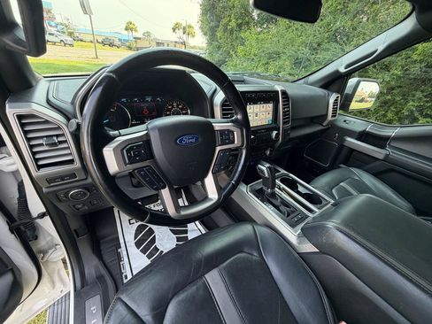 Used 2018 Ford F150 Platinum w/ Equipment Group 701A Luxury AWD/4WD image 8