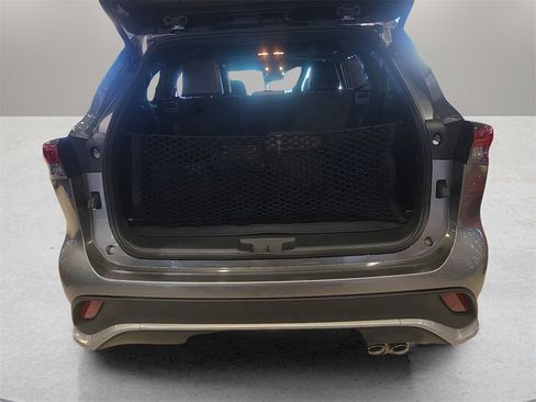 New 2026 Toyota Highlander XSE image 20