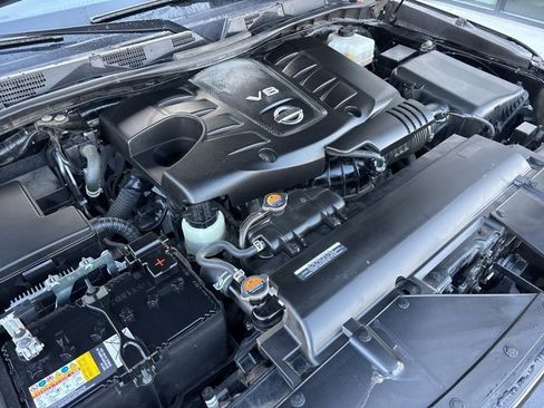 Used 2022 Nissan Armada Platinum w/ Captain's Chairs Package image 31