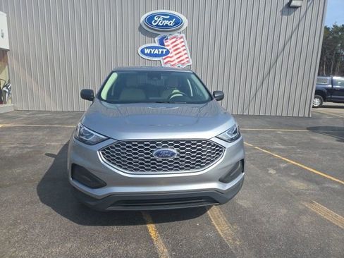 Used 2023 Ford Edge SE AWD/4WD image 2