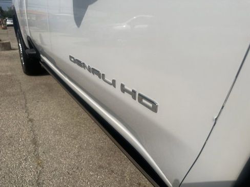 Used 2022 GMC Sierra 2500 Denali image 7