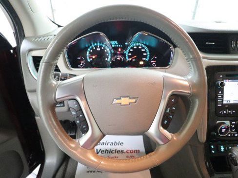 Used 2015 Chevrolet Traverse LTZ AWD/4WD image 23