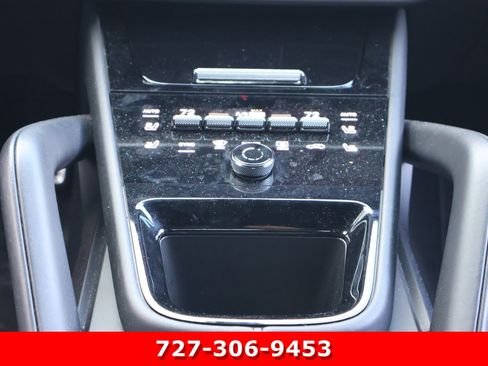 Used 2024 Porsche Cayenne Turbo GT AWD/4WD image 18