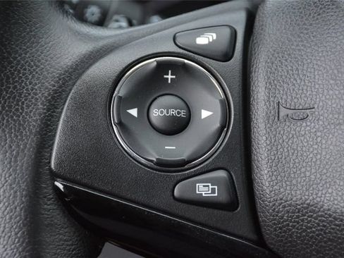 Used 2017 Honda HR-V EX-L image 28