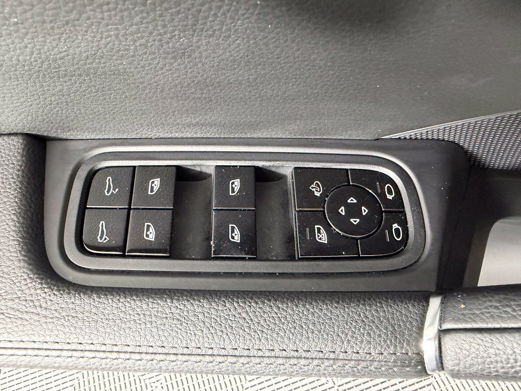 Certified 2021 Porsche Cayenne AWD/4WD image 19