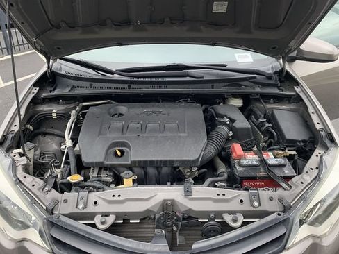Used 2014 Toyota Corolla LE FWD image 16