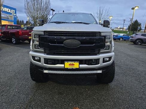 Used 2019 Ford F250 Lariat image 9