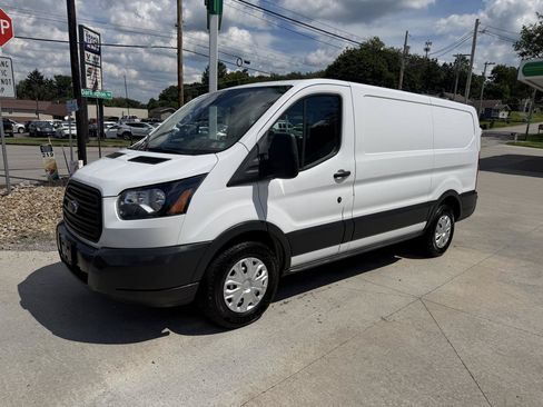 Used 2018 Ford Transit 150 130 Low Roof RWD image 31