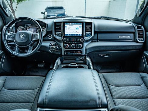 Used 2022 RAM 1500 Big Horn AWD/4WD image 29