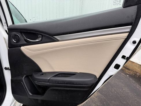 Used 2017 Honda Civic EX-L image 25