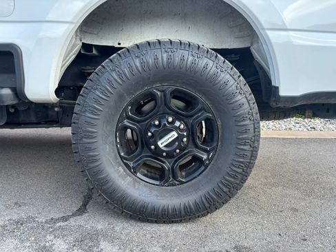 Used 2023 Ford F250 XL w/ STX Appearance Package AWD/4WD image 18