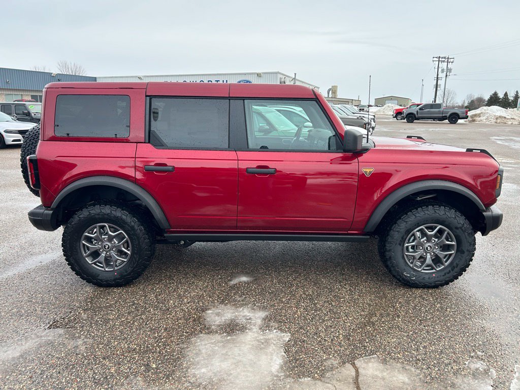 Used 2025 Ford Bronco Badlands AWD/4WD image 8