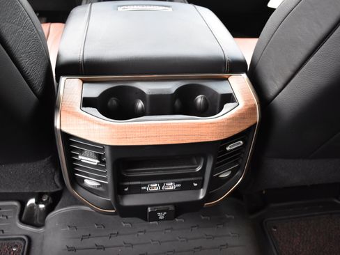 Used 2024 RAM 2500 Limited w/ Safety Group image 28